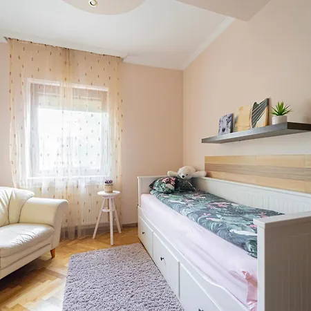 Nyaraló B48 Bigflat - Kenyelem 130 M2 En *
